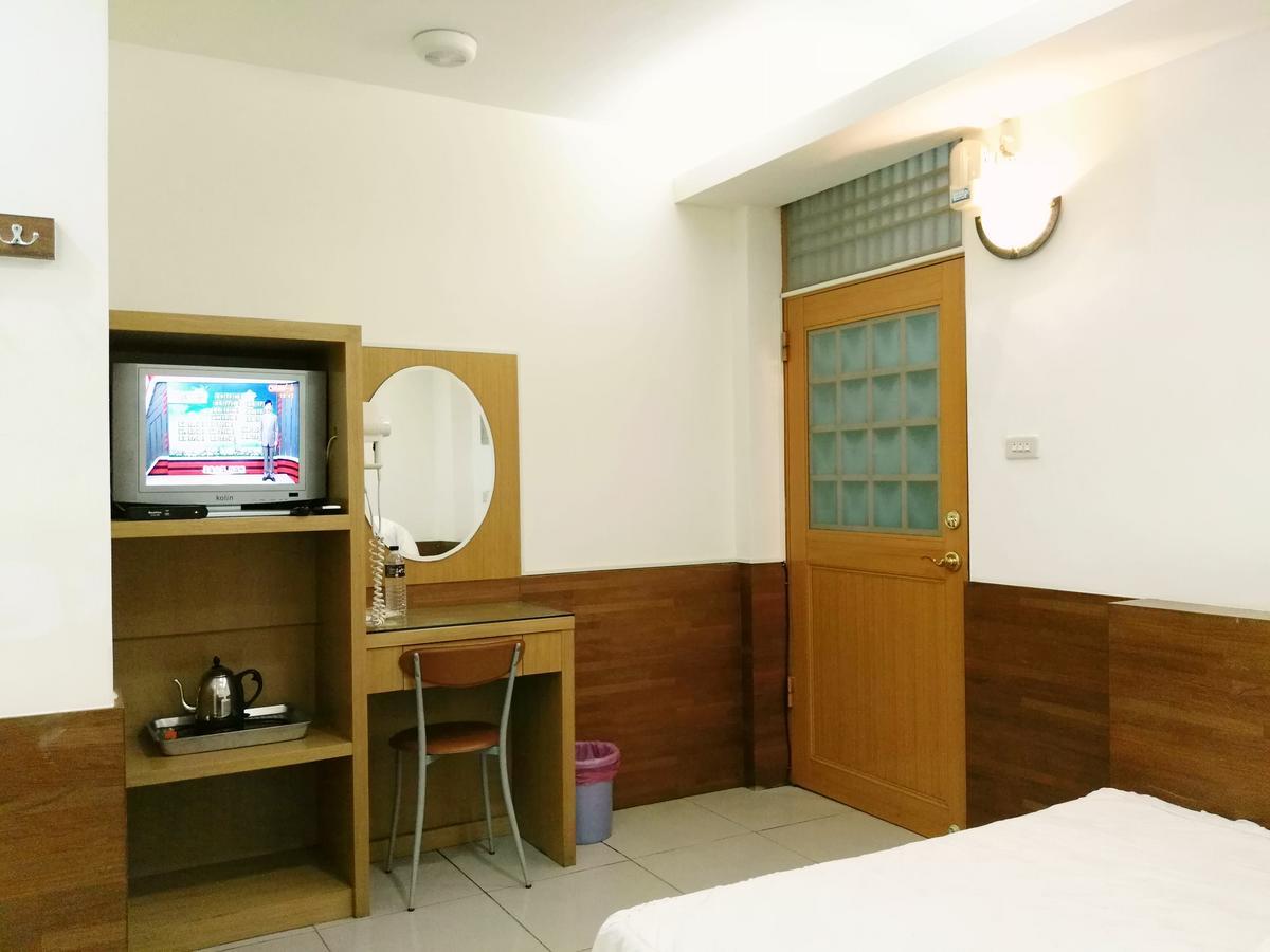 Qun Feng Hotel Fenchihu Exteriör bild