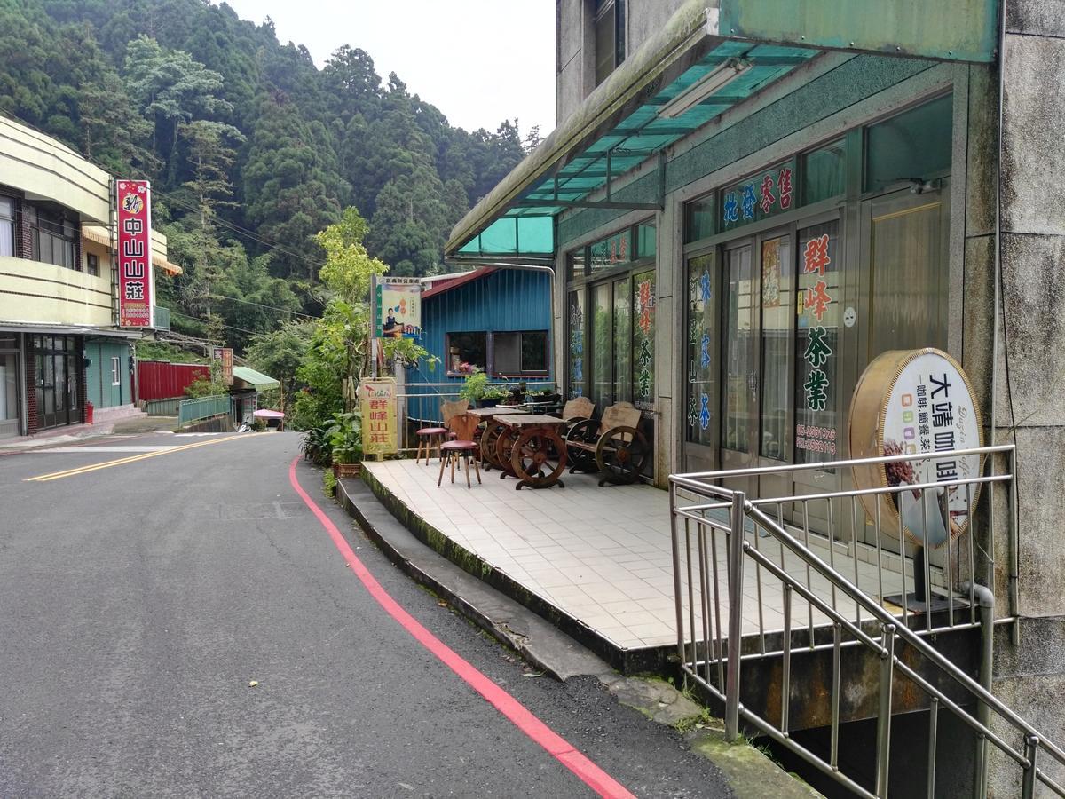 Qun Feng Hotel Fenchihu Exteriör bild