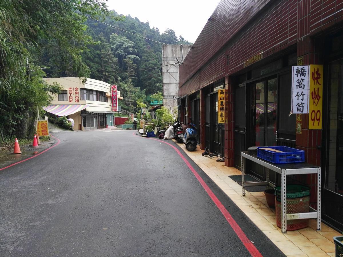 Qun Feng Hotel Fenchihu Exteriör bild